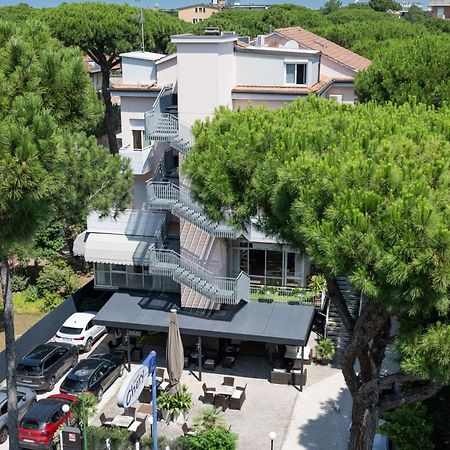 Hotel Chery Milano Marittima Ngoại thất bức ảnh
