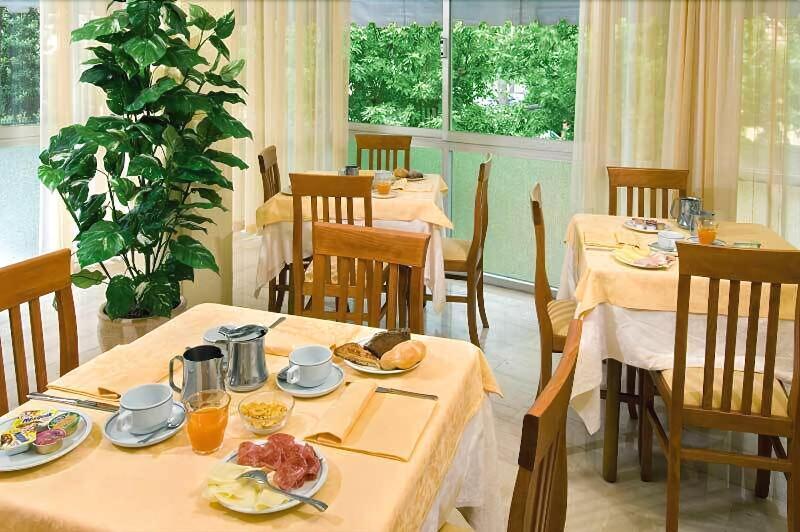 Hotel Chery Milano Marittima Ngoại thất bức ảnh