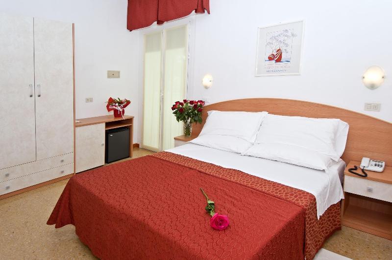 Hotel Chery Milano Marittima Ngoại thất bức ảnh