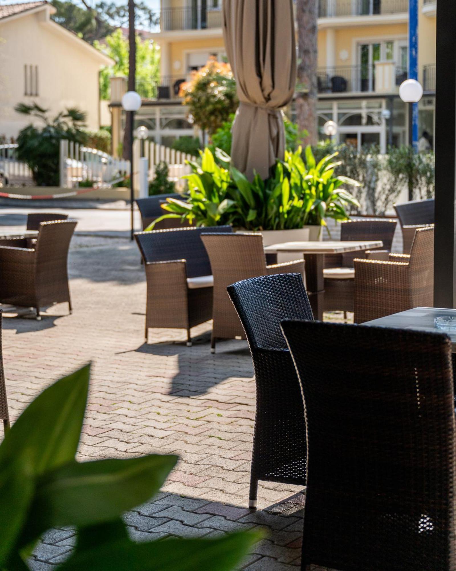 Hotel Chery Milano Marittima Ngoại thất bức ảnh